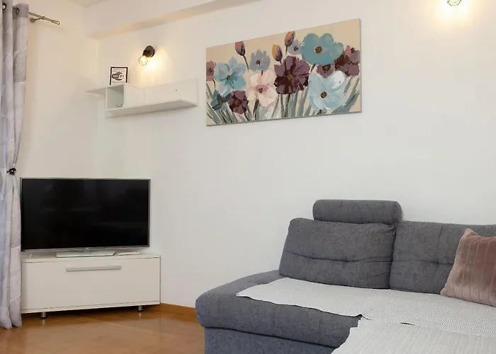 Apartments Nina & Mili